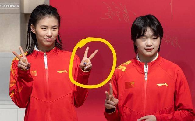 中国高铁逆袭史：从绿皮车到世界第一揭秘速度背后的科技密码